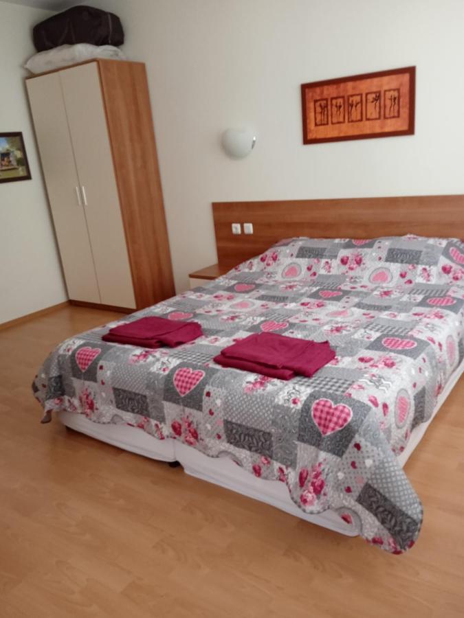 Big Comfortable Apartment With 2 Bedrooms Pollo Resort 阳光海滩 外观 照片